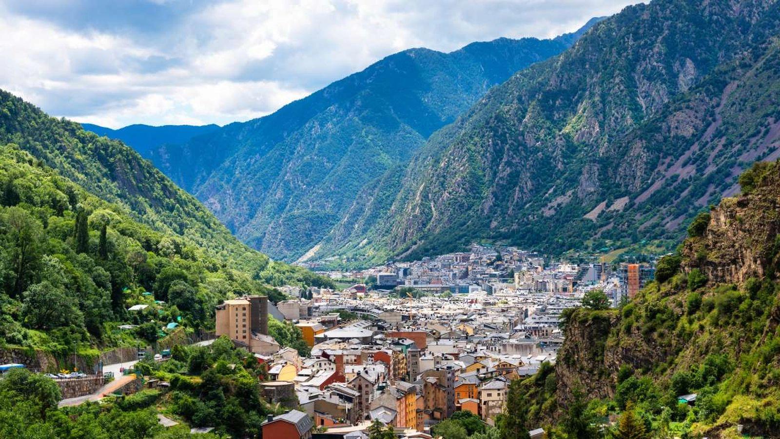 Andorra & the Pyrenees: a motorcycle weekend from Barcelona